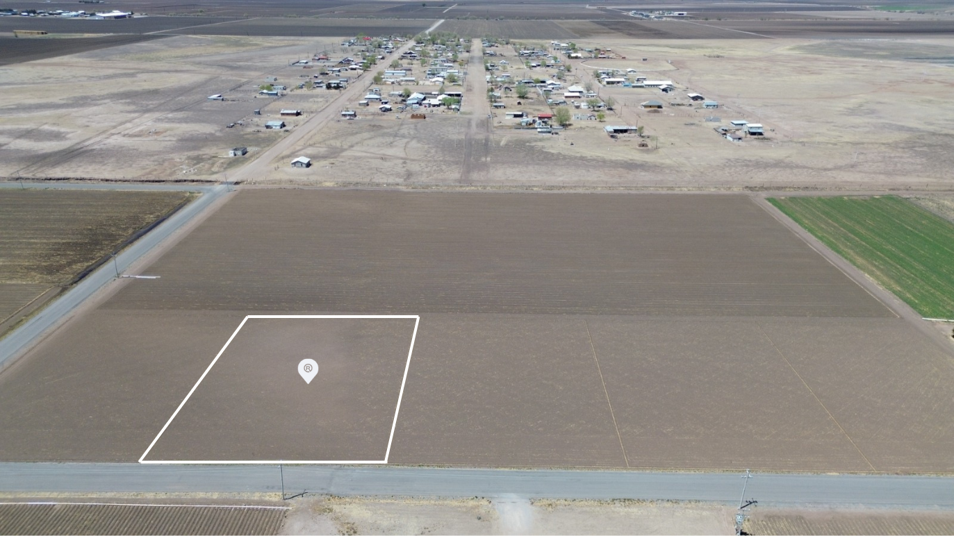 Lote Comercial Nr. 4, Campo 116.5