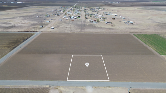 Lote Comercial Nr. 3, Campo 116.5